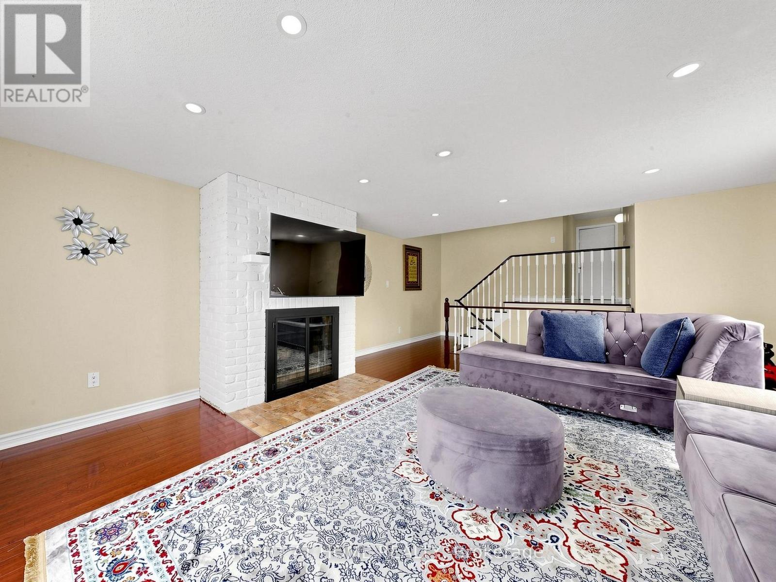 59 Brennan Road, Ajax, Ontario  L1T 1X5 - Photo 23 - E13737572
