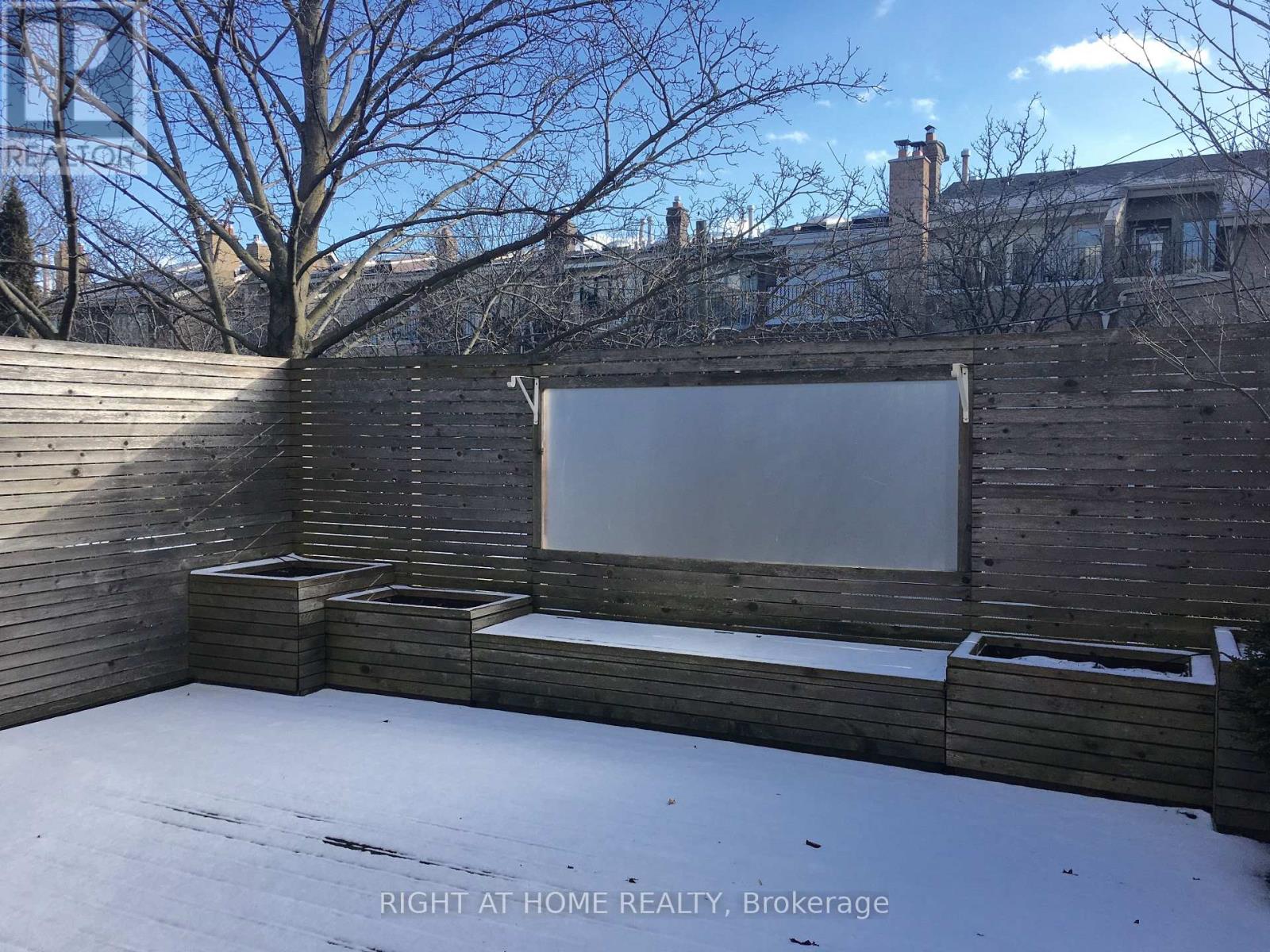 63 Walker Avenue, Toronto, Ontario  M4V 1G3 - Photo 13 - C13737568