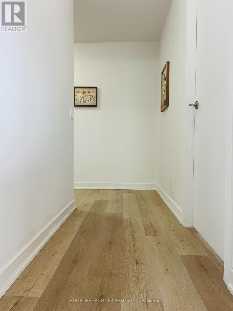 1001 - 2200 Lakeshore Boulevard W, Toronto, Ontario M8V 1A4 - Photo 3 - W13733706