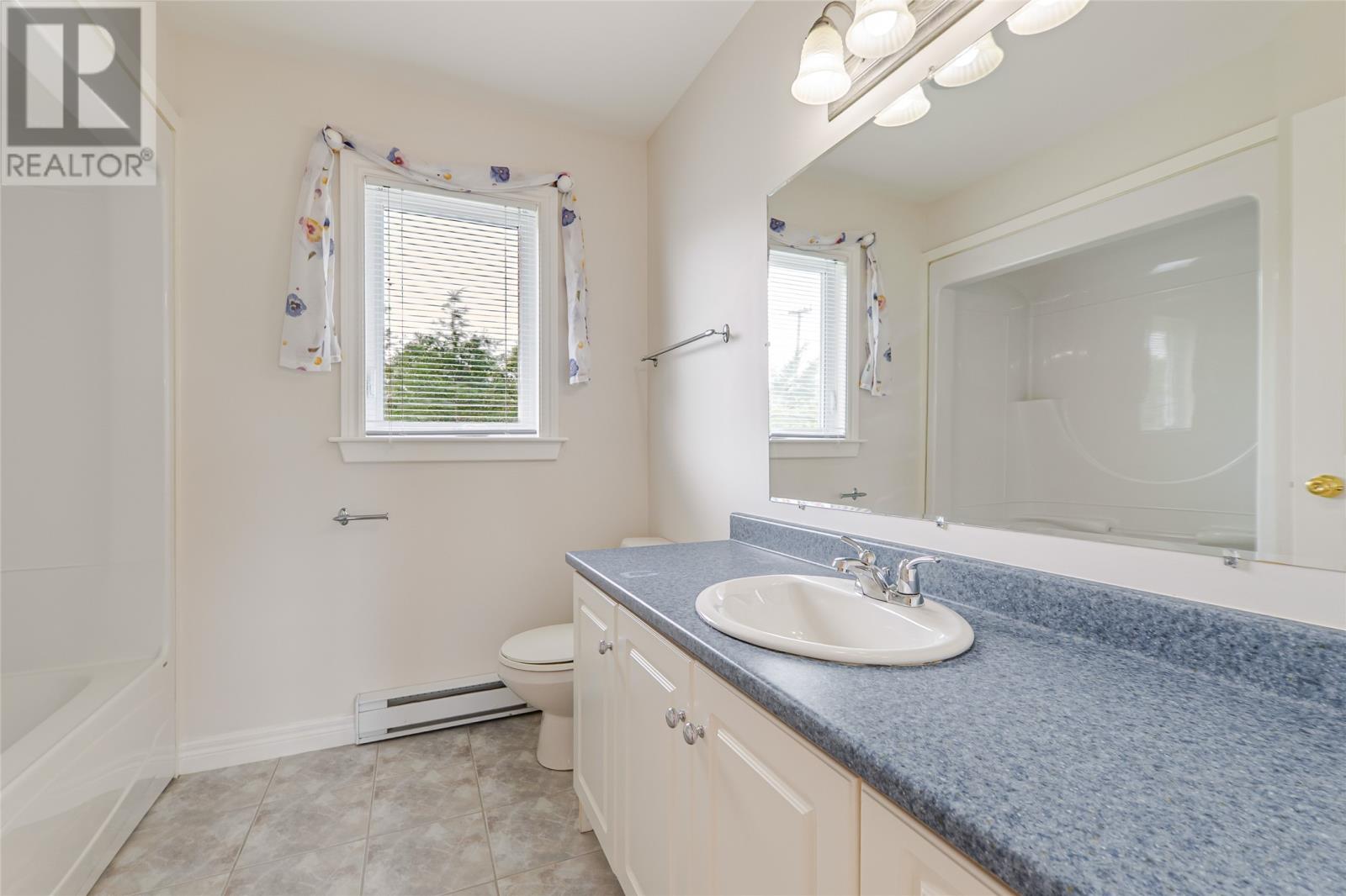 23 Brooklyn Avenue, St. John's — photo 39