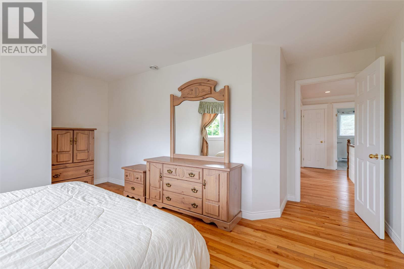 23 Brooklyn Avenue, St. John's — photo 42