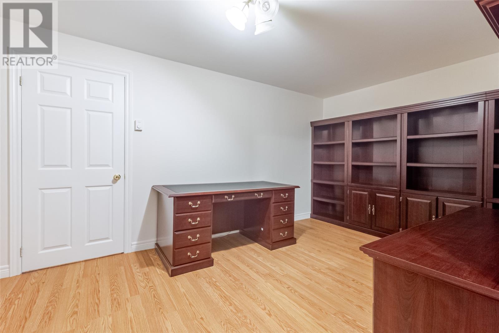 23 Brooklyn Avenue, St. John's — photo 44