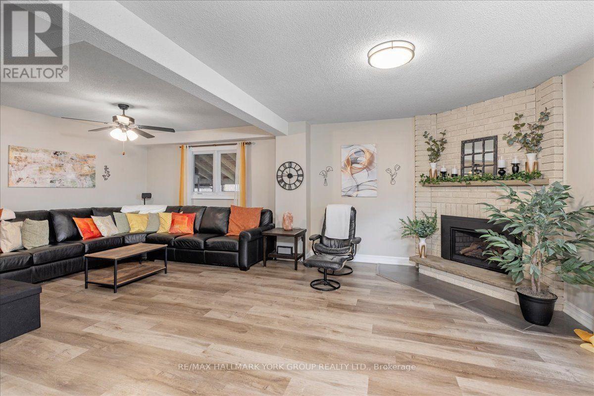 151 Natanya Boulevard, Georgina, Ontario  L4P 3N2 - Photo 16 - N13737604