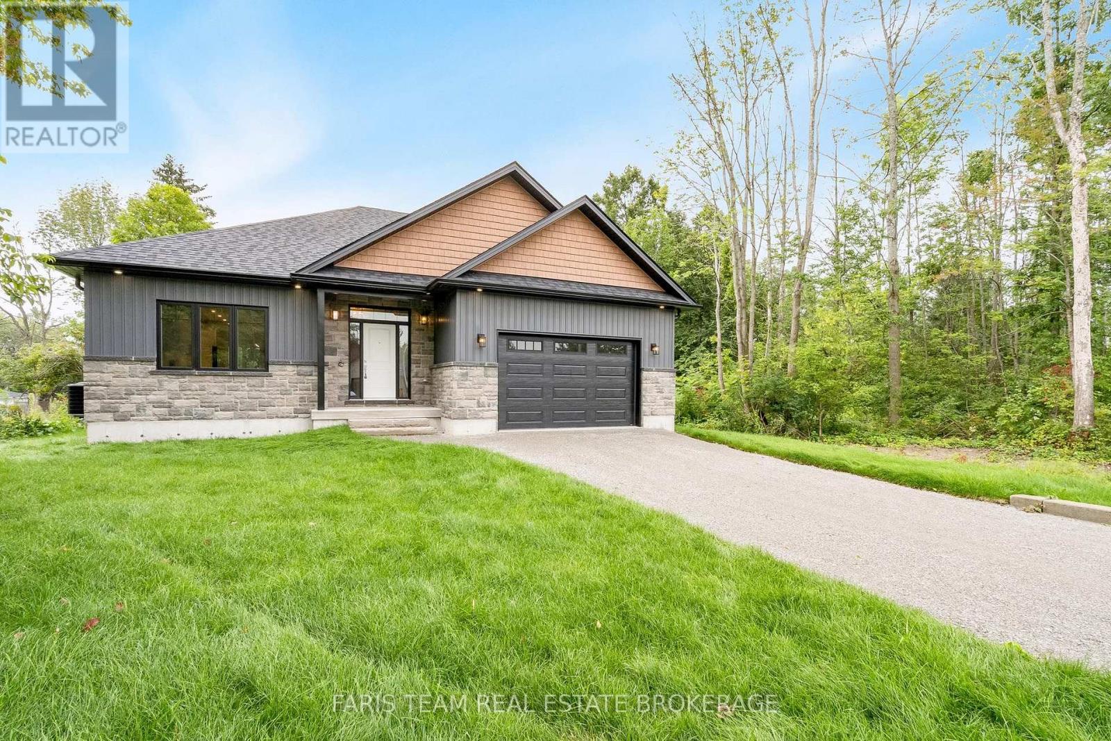 45 Sheppard Street, Severn (Coldwater), Ontario  L0K 1E0 - Photo 4 - S13737496