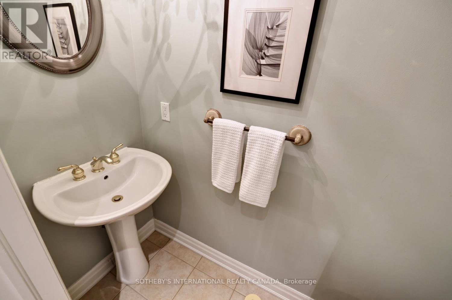 112 Waterside Drive, Mississauga, Ontario L5G 4T8 - Photo 16 - W13737410