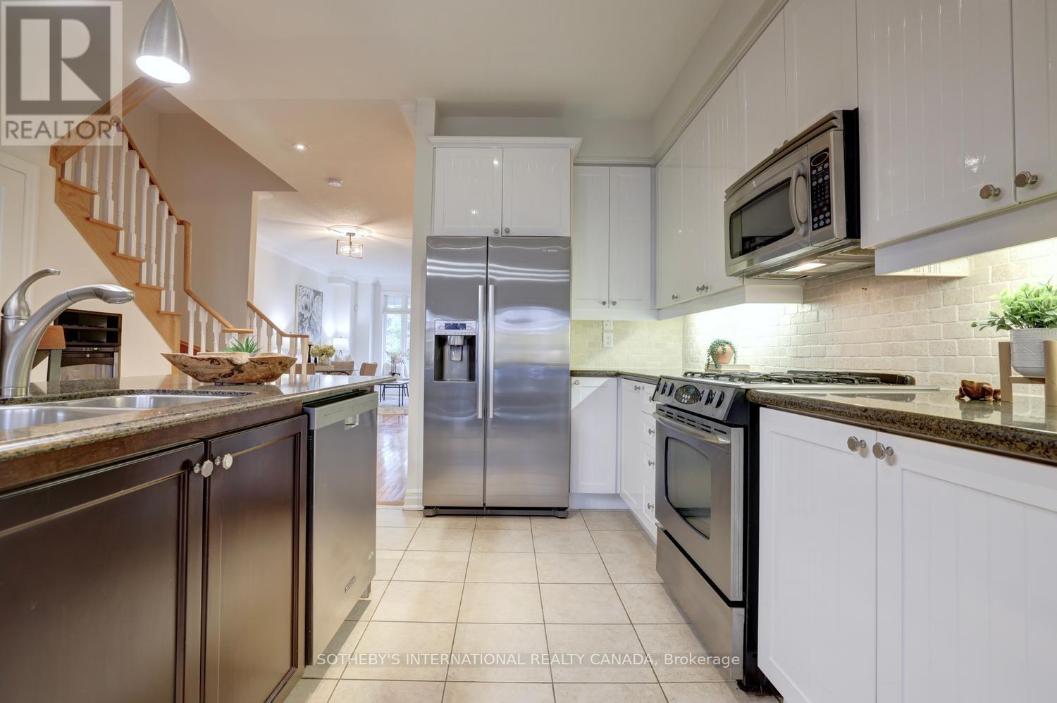 112 Waterside Drive, Mississauga, Ontario L5G 4T8 - Photo 24 - W13737410