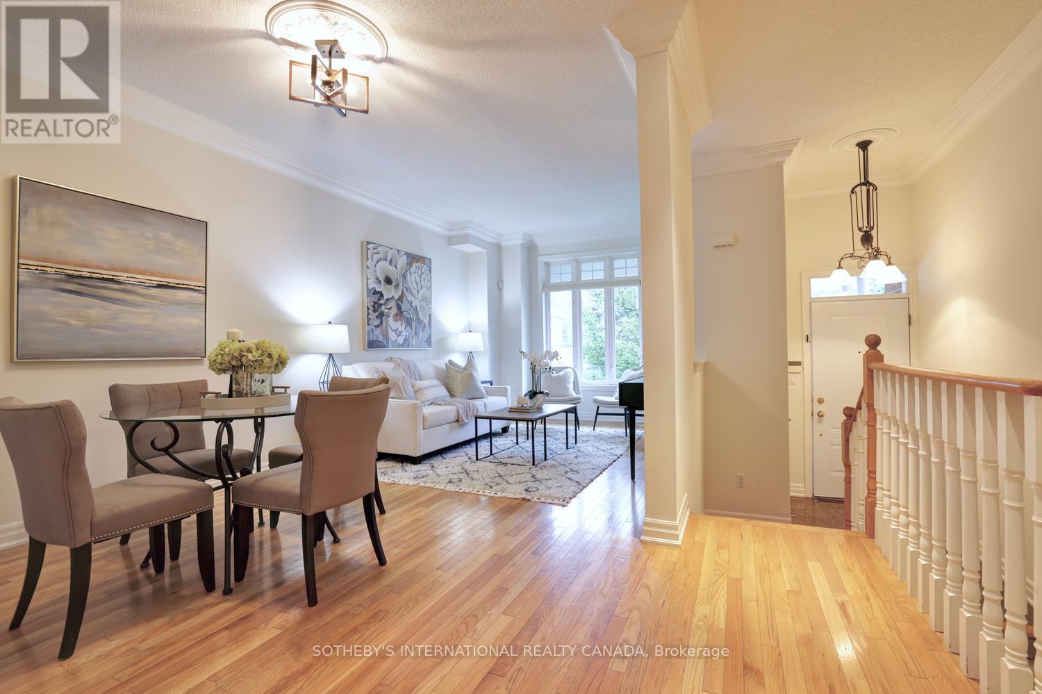 112 Waterside Drive, Mississauga, Ontario L5G 4T8 - Photo 4 - W13737410