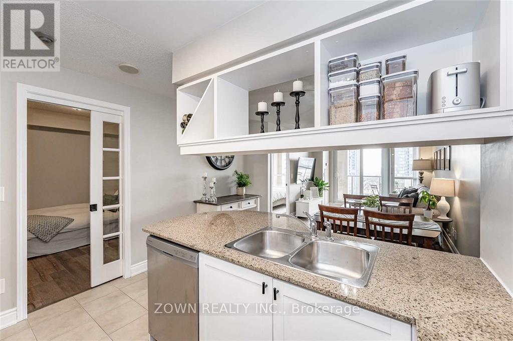 2203 - 4090 Living Arts Drive, Mississauga, Ontario  L5B 4M8 - Photo 8 - W13737584