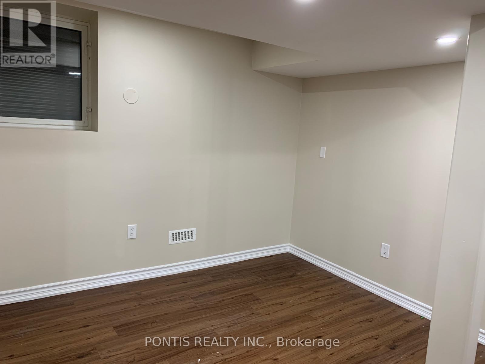 Basment - 2489 Felhaber Crescent, Oakville, Ontario  L6H 7R8 - Photo 2 - W13737622