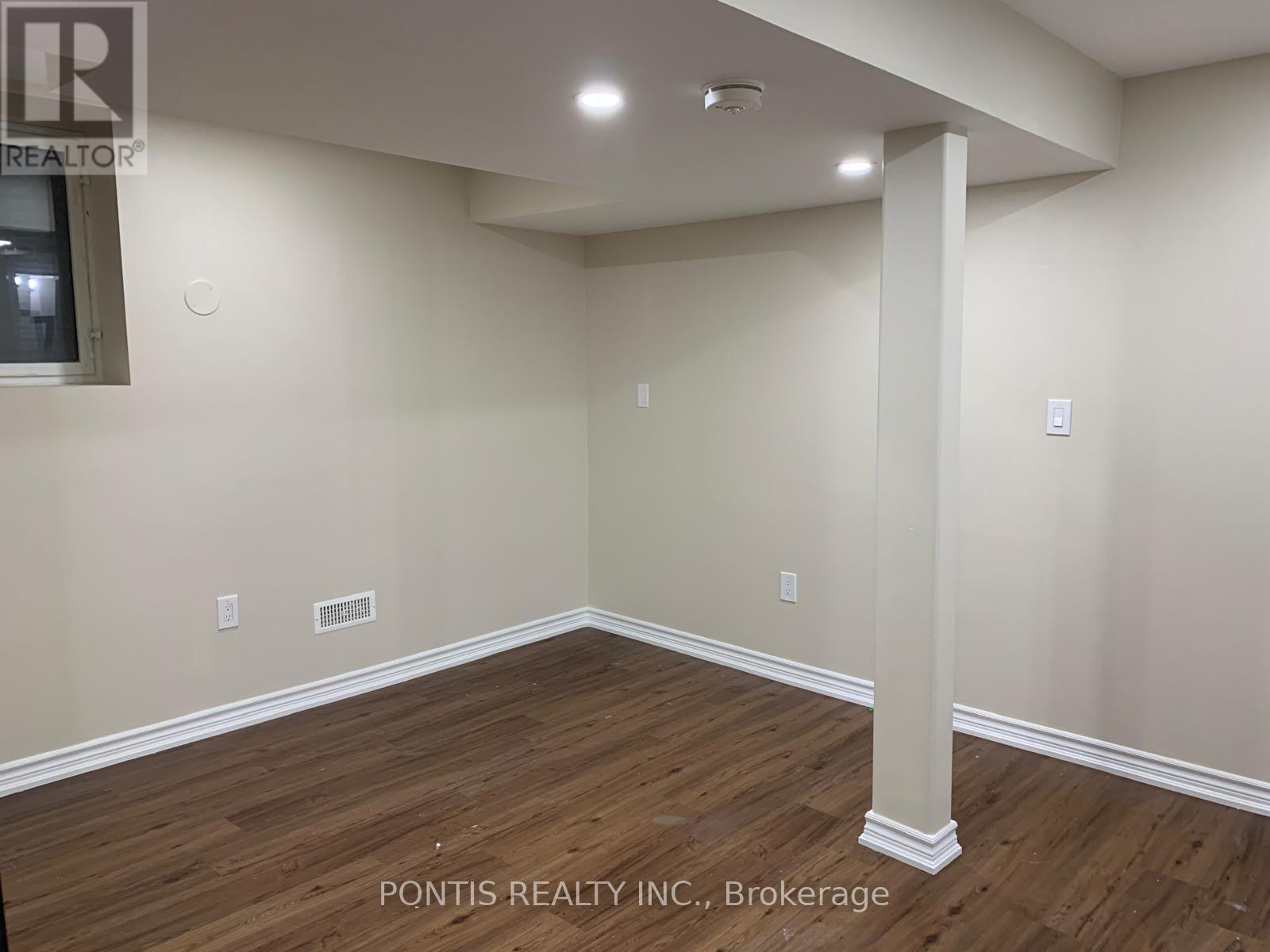Basment - 2489 Felhaber Crescent, Oakville, Ontario  L6H 7R8 - Photo 3 - W13737622