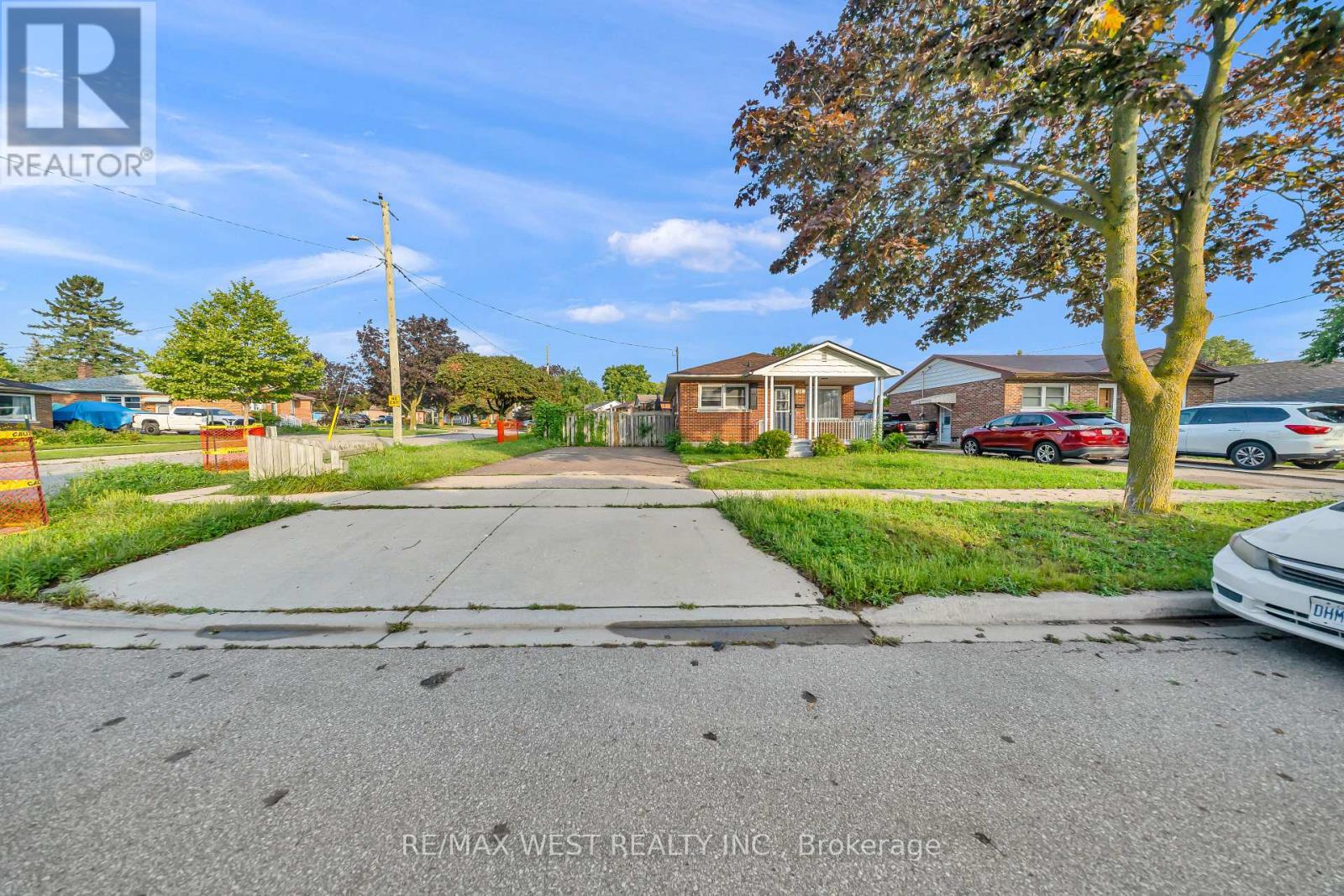 28 DONLEY STREET, Kitchener, Ontario
