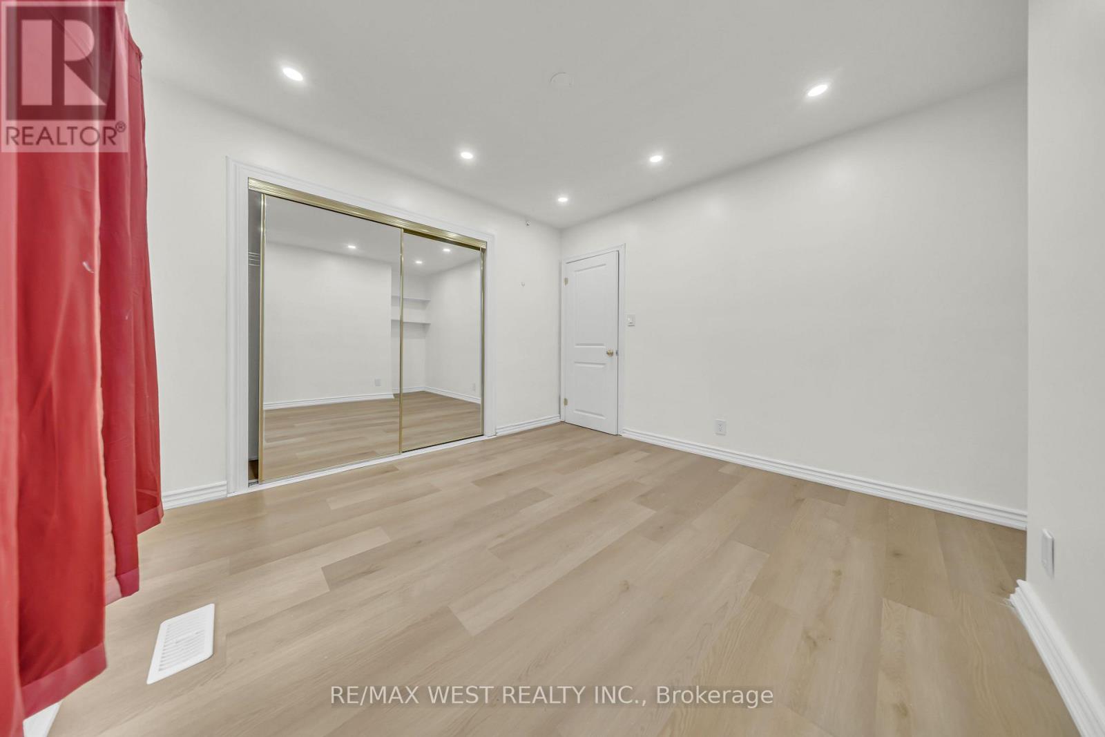 28 Donley Street, Kitchener, Ontario  N2M 3P1 - Photo 13 - X13737416