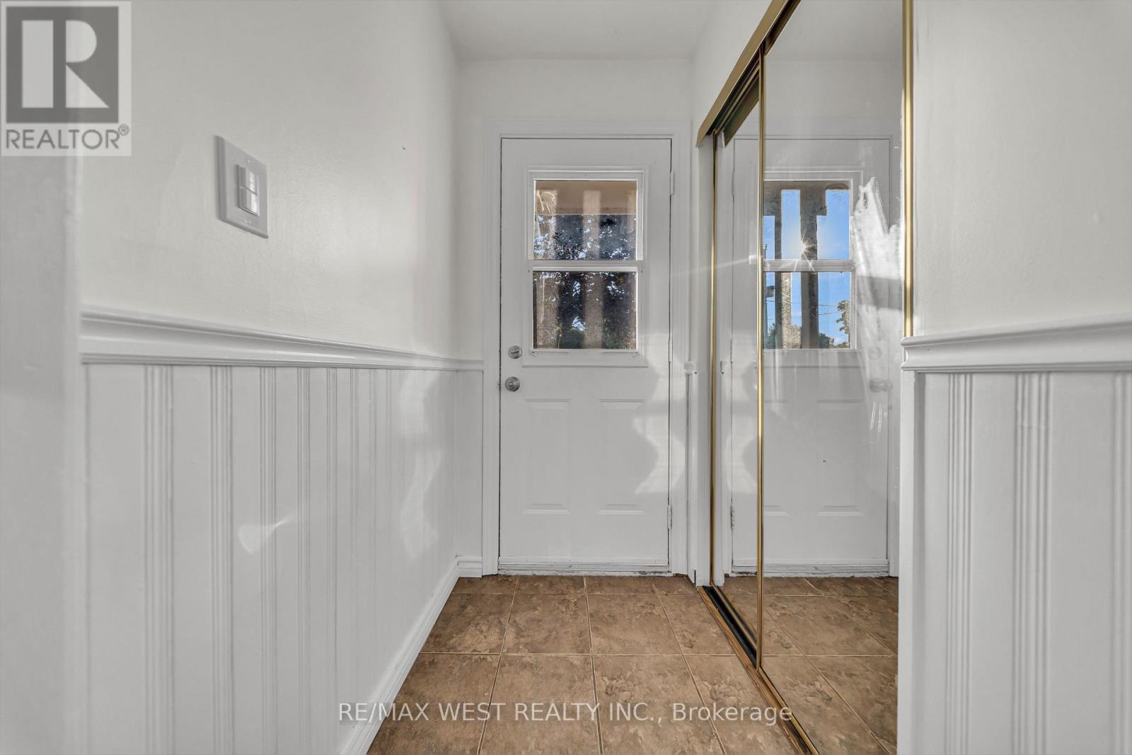 28 Donley Street, Kitchener, Ontario  N2M 3P1 - Photo 5 - X13737416