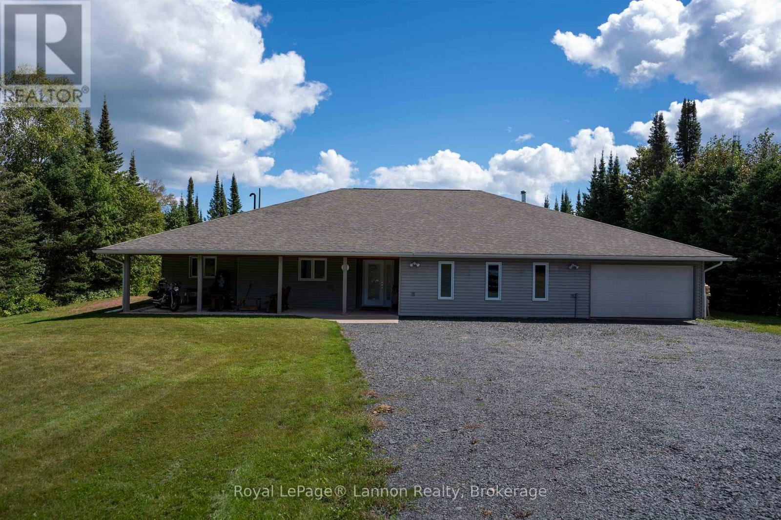 619 GRANN DRIVE, Shuniah, Ontario