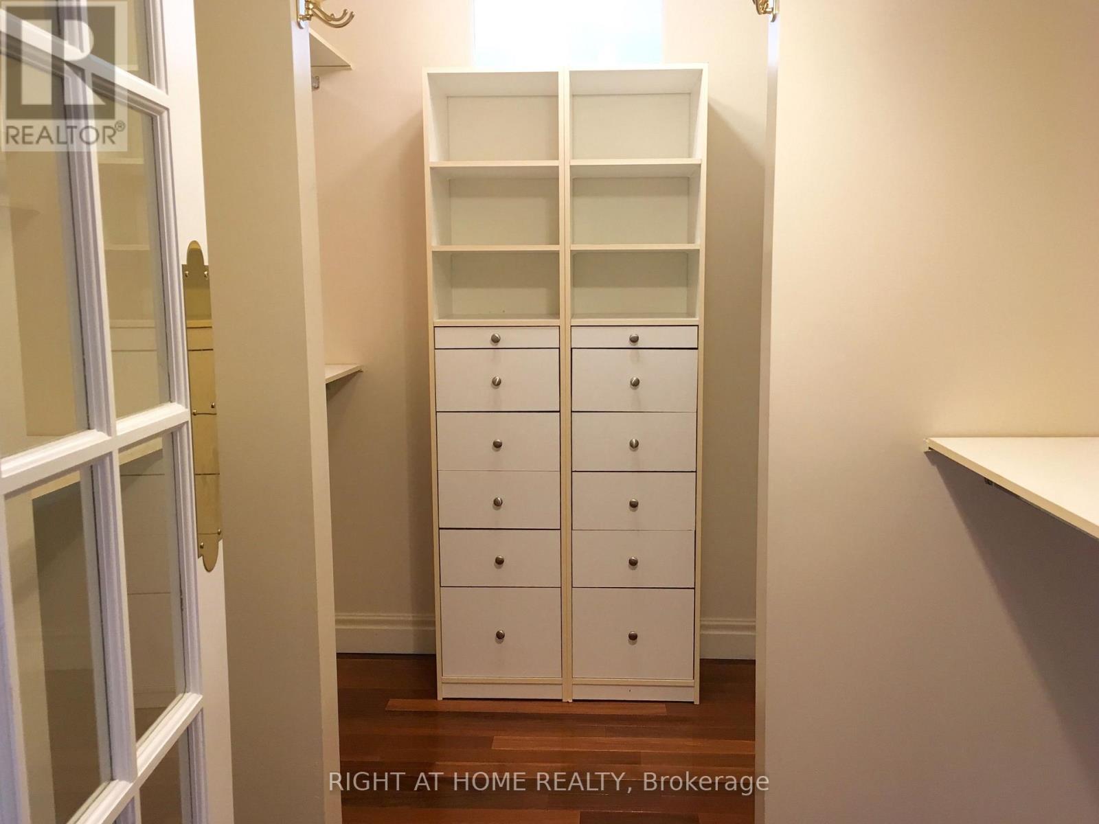 63 Walker Avenue, Toronto, Ontario  M4V 1G3 - Photo 23 - C13737568