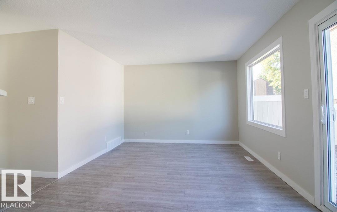 3129 139 Av NW, Edmonton, Alberta  T5Y 1R4 - Photo 15 - E4506645
