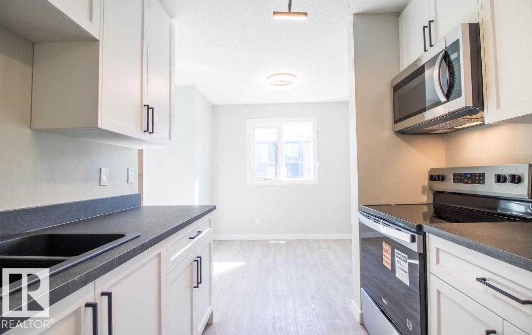 3129 139 Av NW, Edmonton, Alberta  T5Y 1R4 - Photo 4 - E4506645