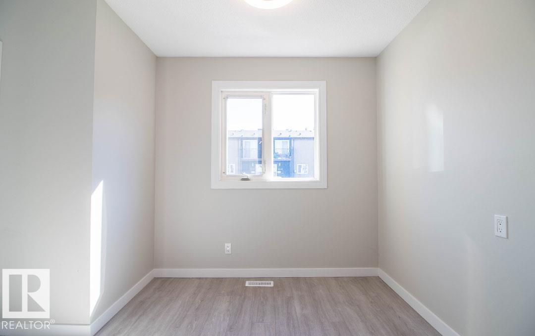 3129 139 Av NW, Edmonton, Alberta  T5Y 1R4 - Photo 9 - E4506645