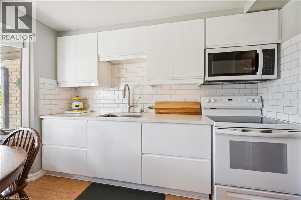 315 Mayview Crescent Unit# B, Waterloo, Ontario  N2V 1P6 - Photo 10 - 40844884