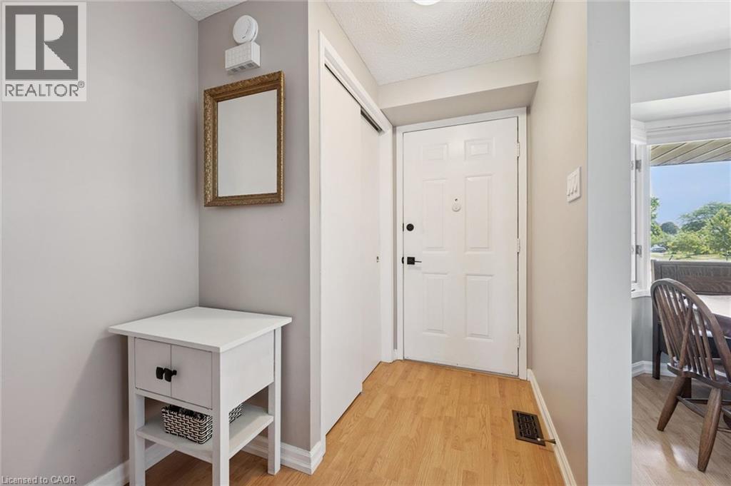 315 Mayview Crescent Unit# B, Waterloo, Ontario  N2V 1P6 - Photo 8 - 40844884