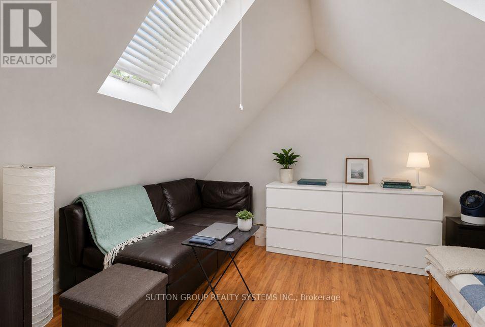32 Green Lanes, Toronto, Ontario  M8Z 4V6 - Photo 21 - W13624996