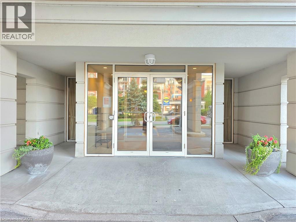 1000 Creekside Drive Unit# 102, Dundas, Ontario  L9H 7S6 - Photo 3 - 40859026