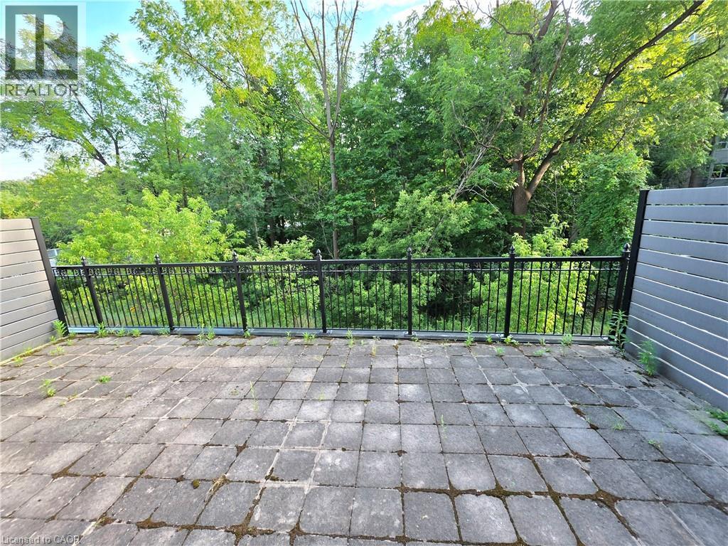 1000 Creekside Drive Unit# 102, Dundas, Ontario  L9H 7S6 - Photo 23 - 40859026
