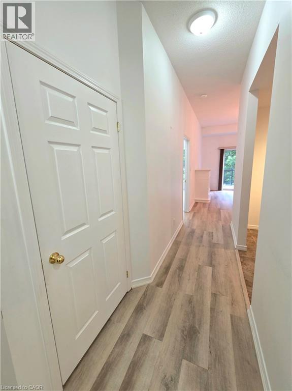 1000 Creekside Drive Unit# 102, Dundas, Ontario  L9H 7S6 - Photo 15 - 40859026