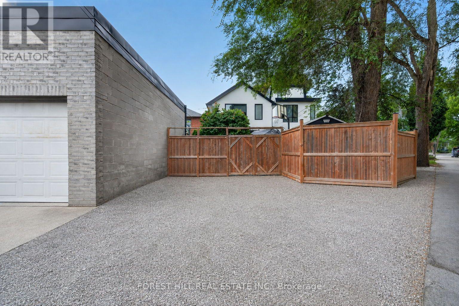 309 Wychwood Avenue, Toronto, Ontario  M6C 2T6 - Photo 42 - C13735906
