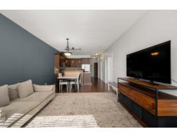 303 14333 104 AVENUE, Surrey, British Columbia