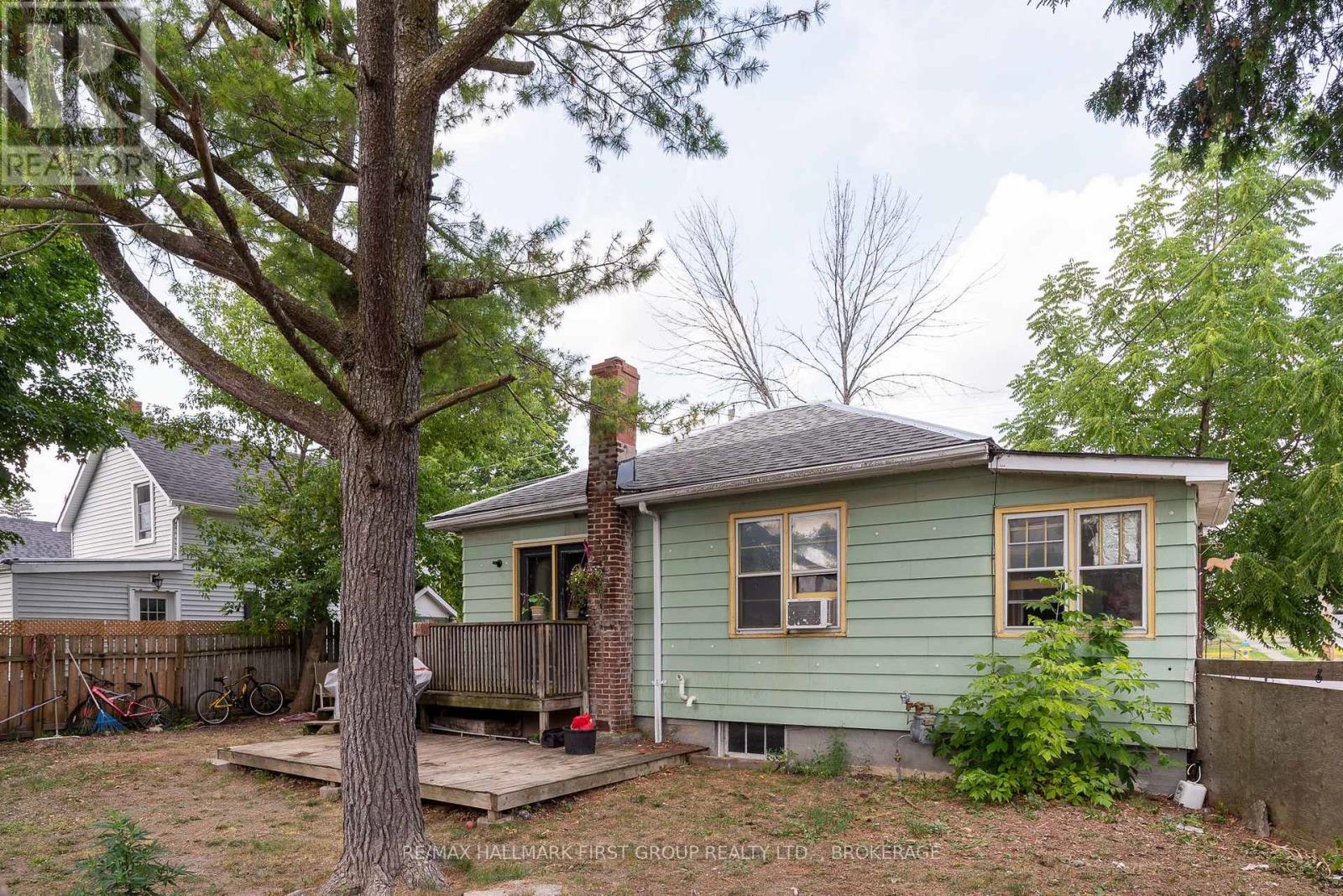 103 Centre Street, Deseronto, Ontario  K0K 1X0 - Photo 2 - X13737734