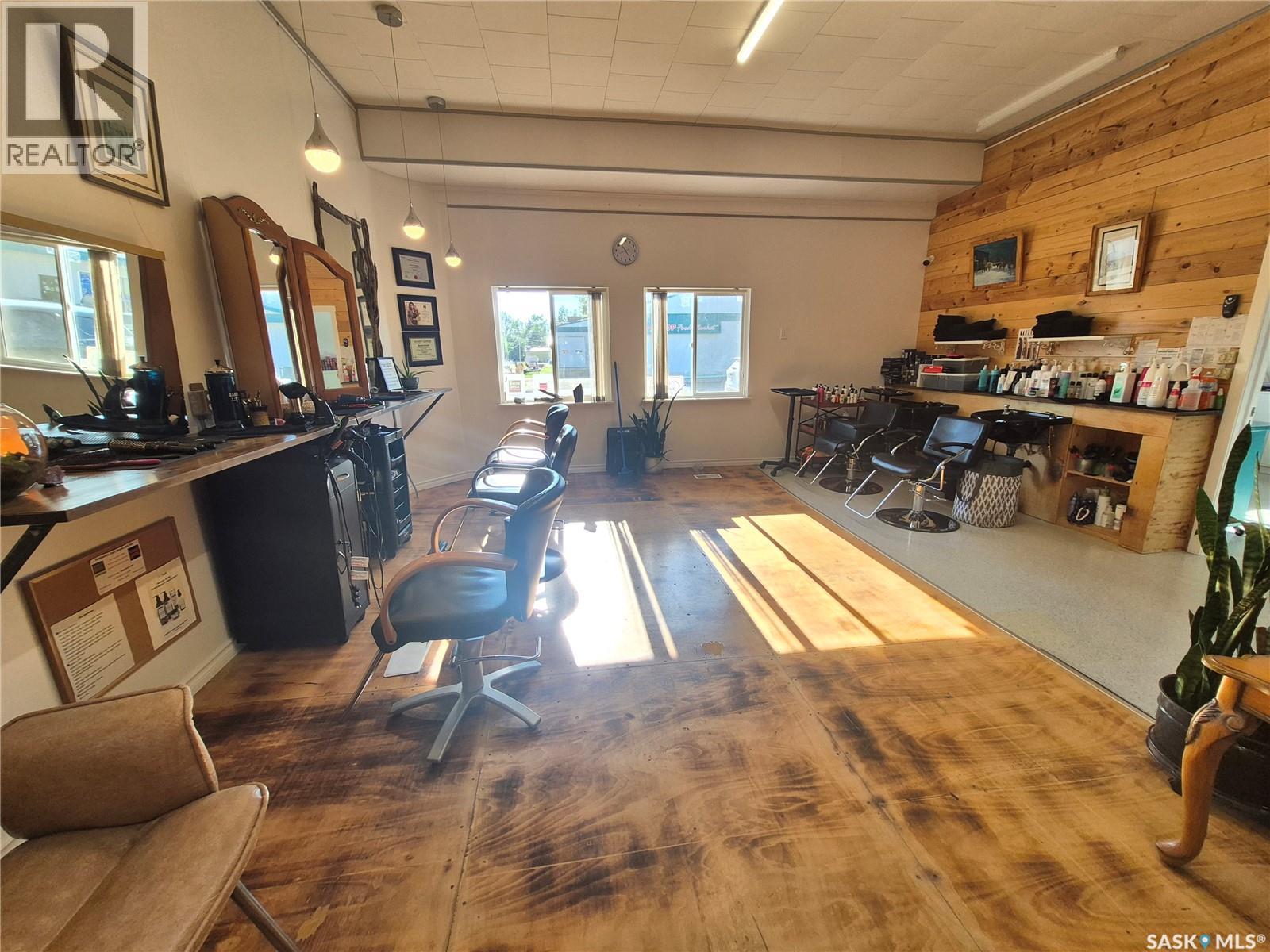 220 Main Street, Bengough, Saskatchewan  S0C 0K0 - Photo 5 - SK047079