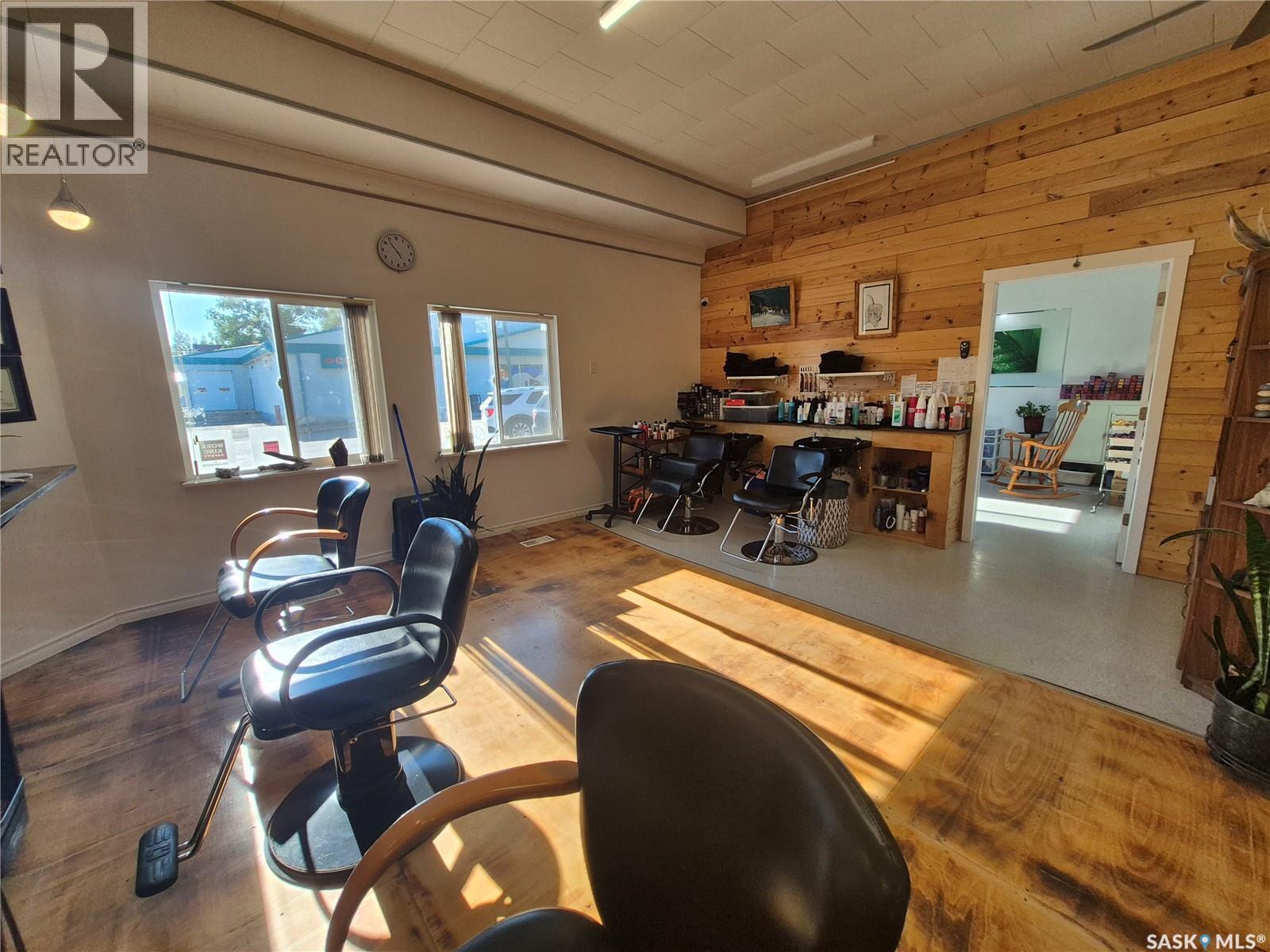 220 Main Street, Bengough, Saskatchewan  S0C 0K0 - Photo 6 - SK047079