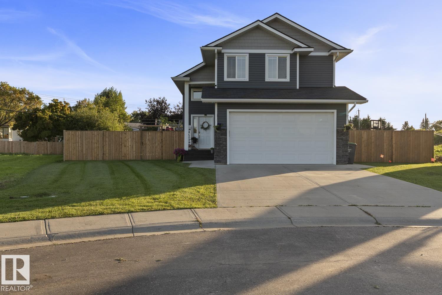 4507 Worthington CO, Cold Lake, Alberta