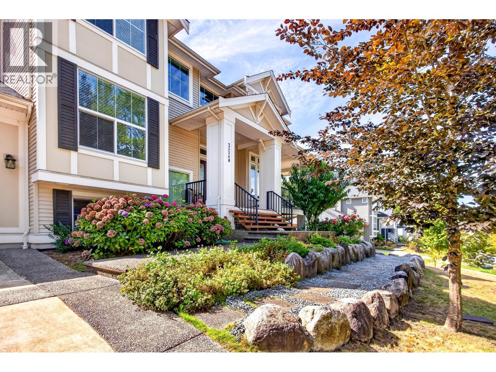 25340 Bosonworth Avenue, Maple Ridge, British Columbia  V2W 1G9 - Photo 3 - R3145686