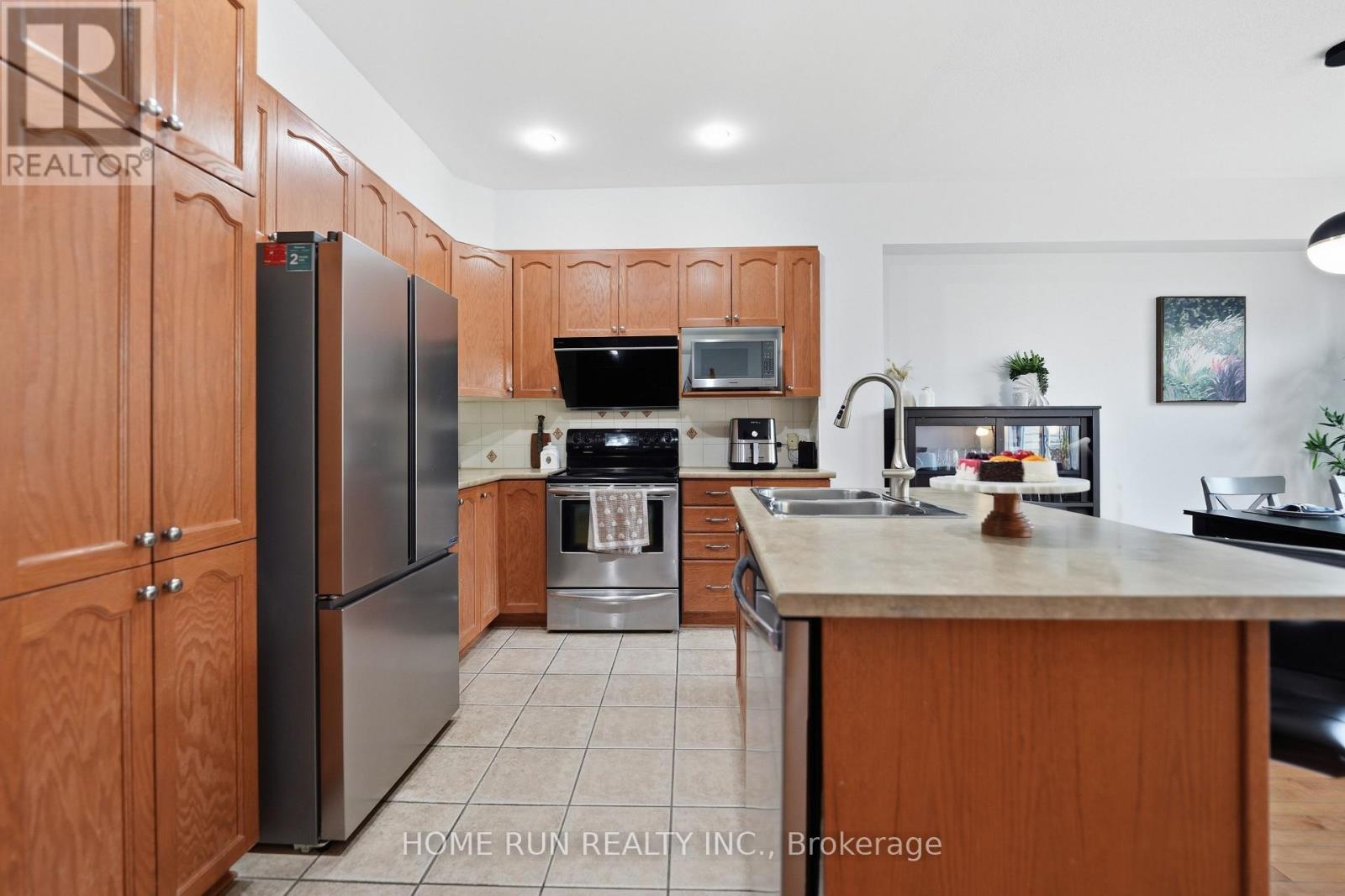 202 Maxwell Bridge Road, Ottawa, Ontario  K2W 0B8 - Photo 11 - X13737686