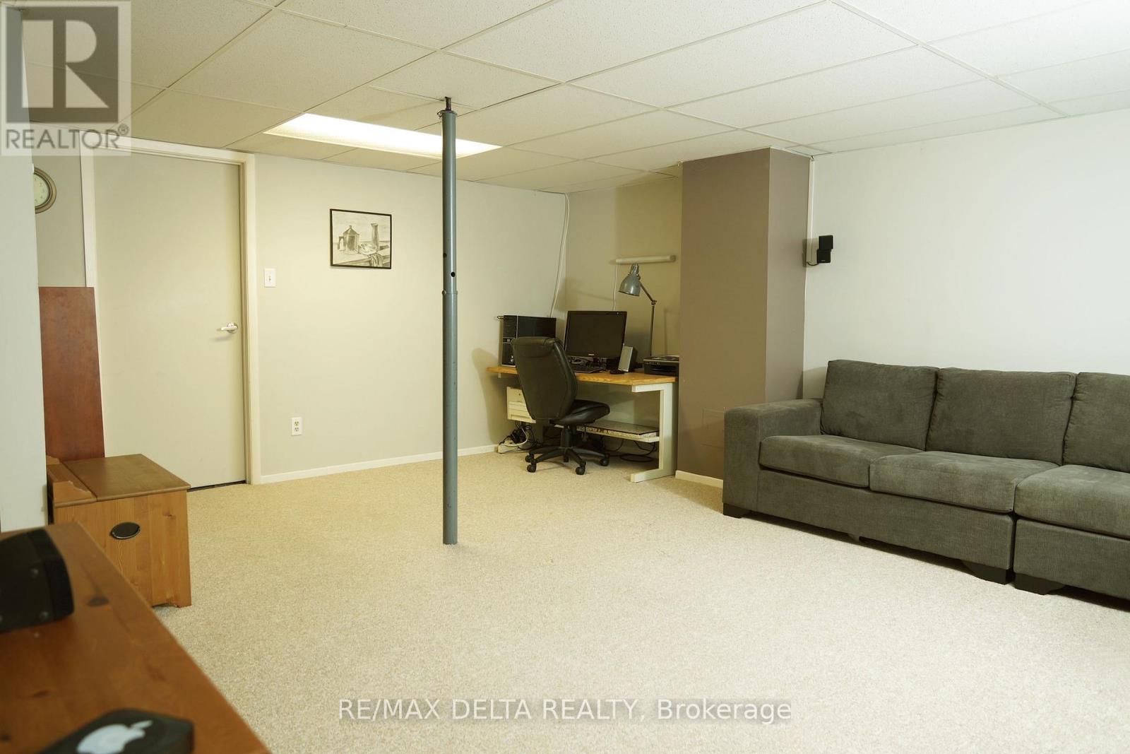 341 Kennedy Lane E, Ottawa, Ontario  K1E 3P3 - Photo 13 - X13737742