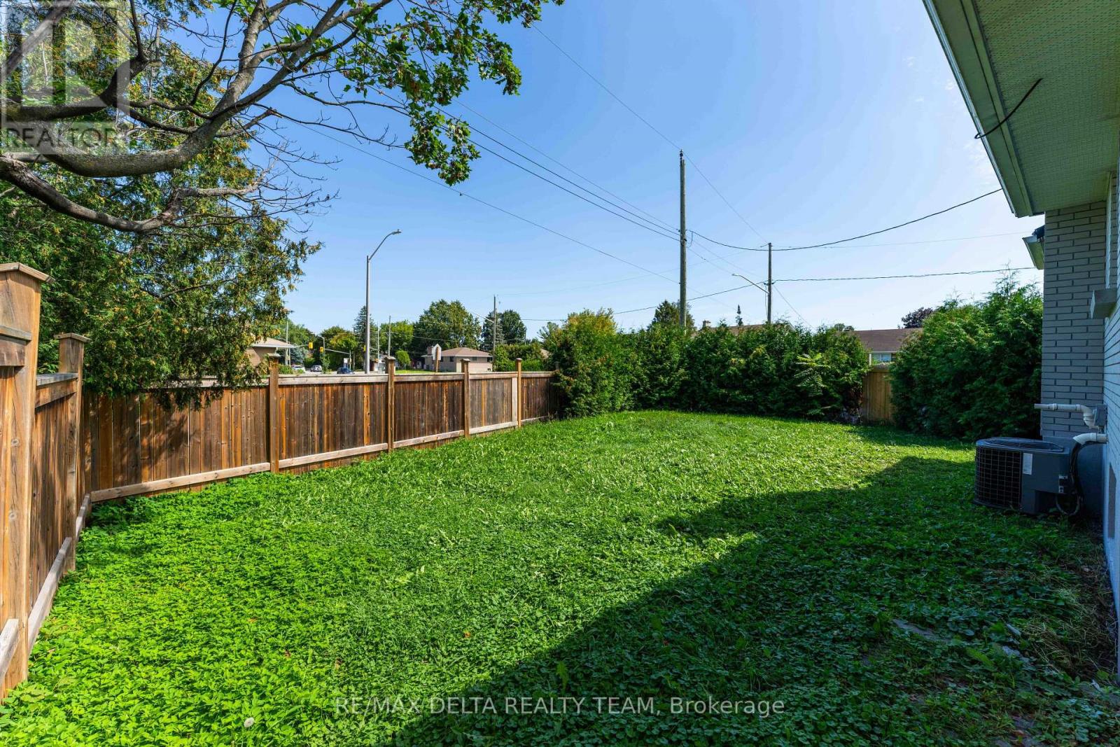 109 Meadowlands Drive W, Ottawa, Ontario  K2G 2S1 - Photo 11 - X13737758