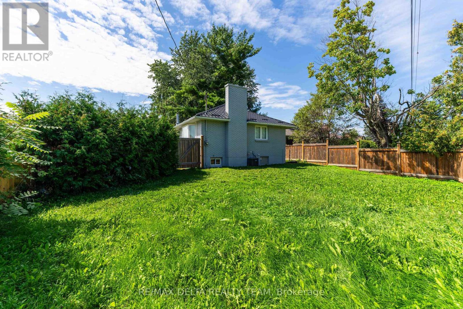 109 Meadowlands Drive W, Ottawa, Ontario  K2G 2S1 - Photo 12 - X13737758
