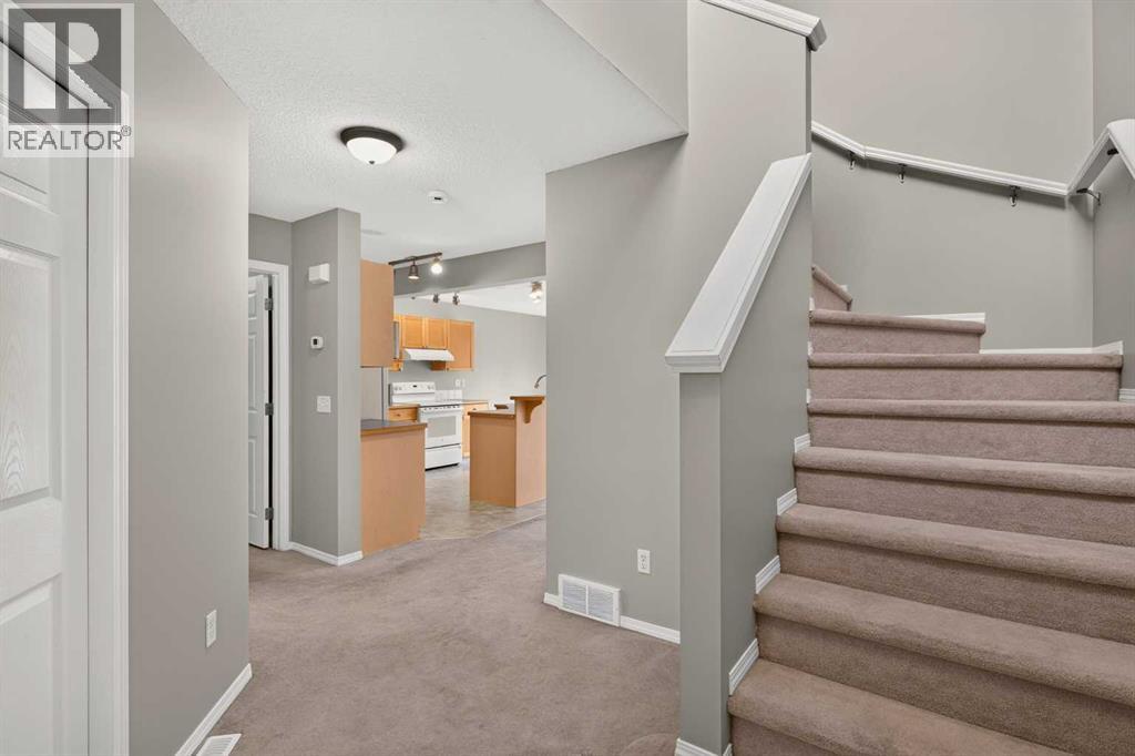 170 Tusslewood Drive NW, Calgary, Alberta  T3L 2N1 - Photo 13 - A2340971