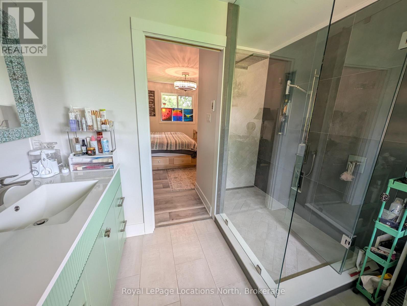 252 Lyons Court, Wasaga Beach, Ontario L9Z 1V1 - Photo 16 - S13697442