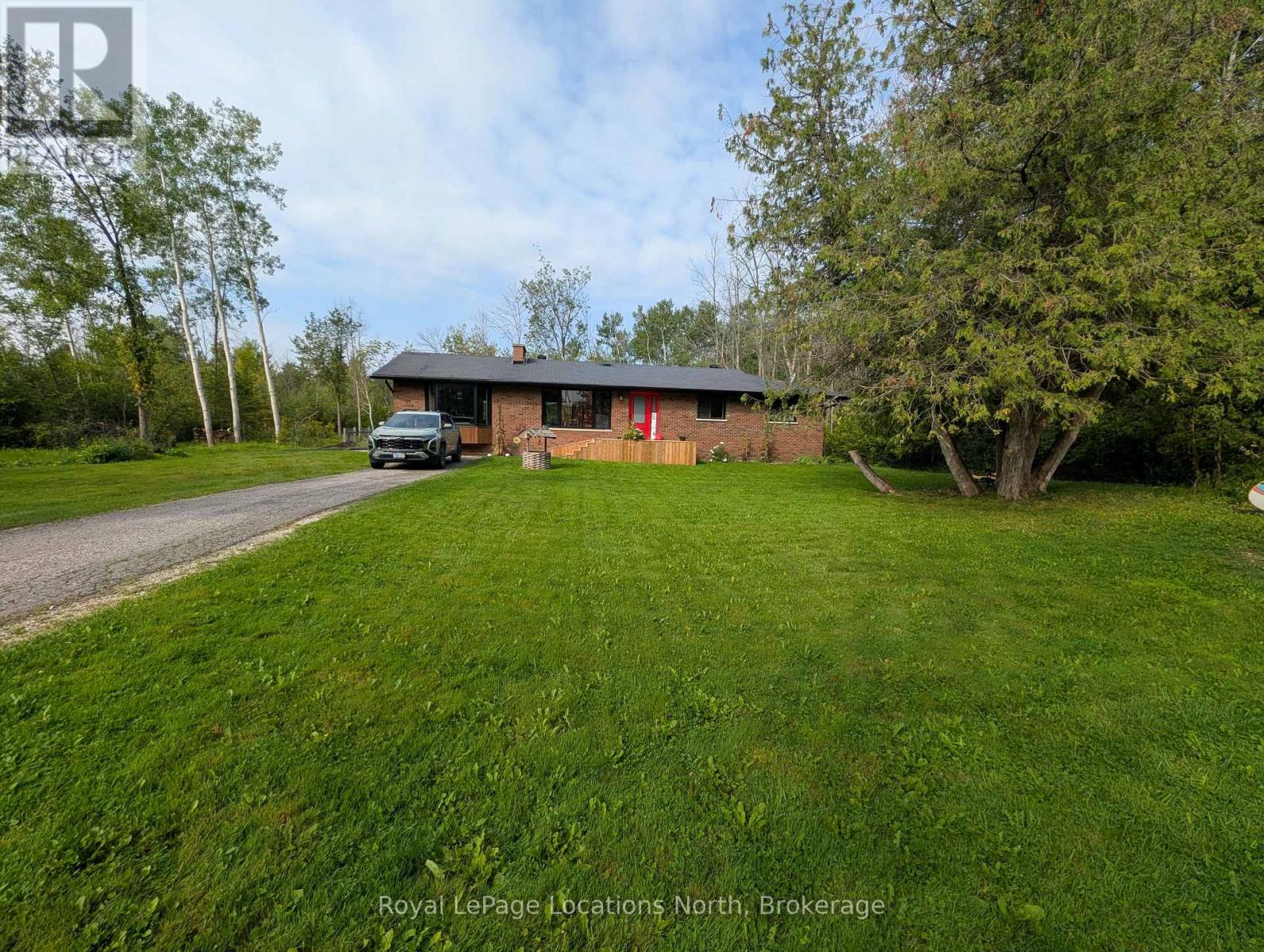 252 Lyons Court, Wasaga Beach, Ontario L9Z 1V1 - Photo 6 - S13697442