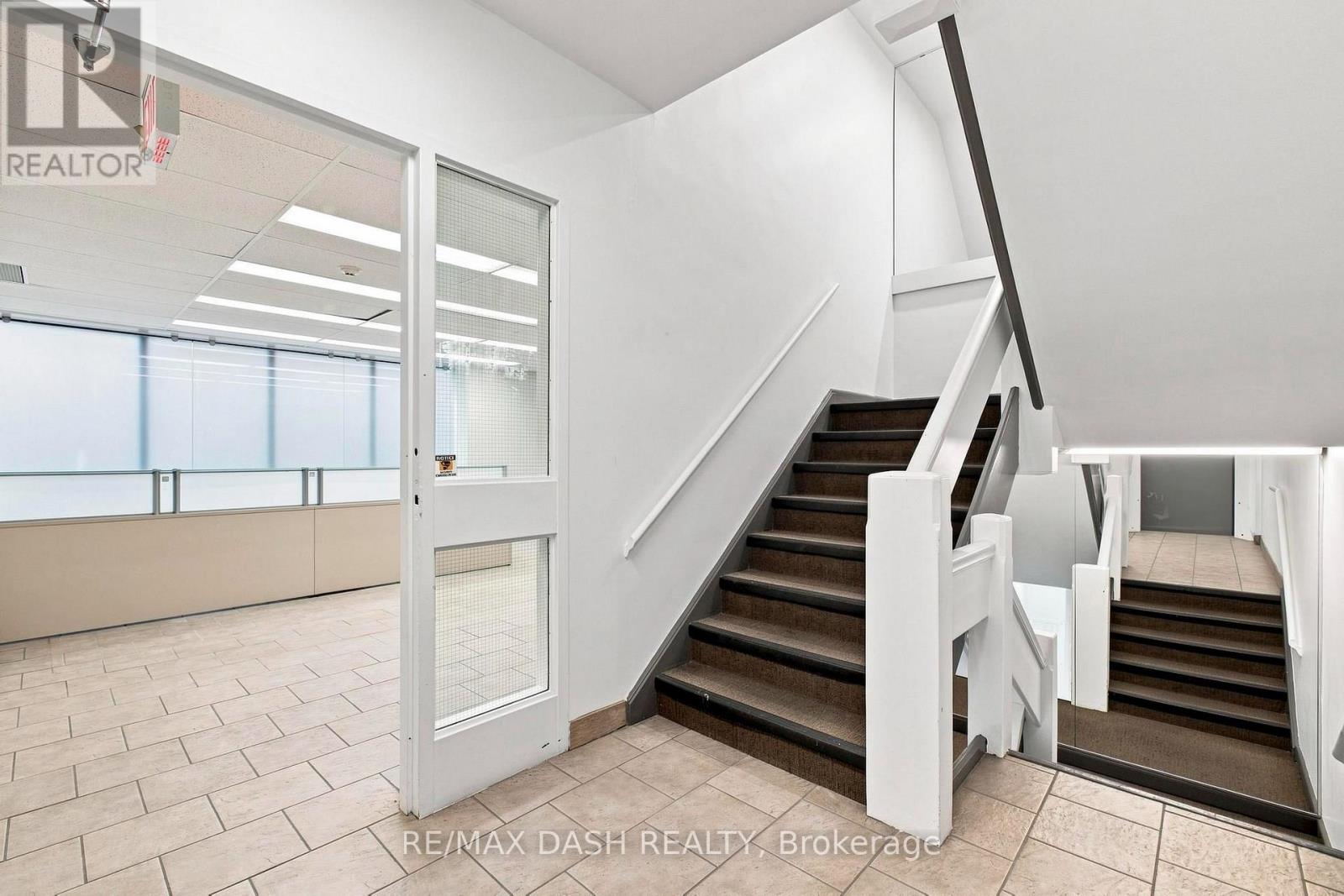 Third Floor - 51 Eglinton Avenue E, Toronto, Ontario  M4P 1G7 - Photo 4 - C13737728