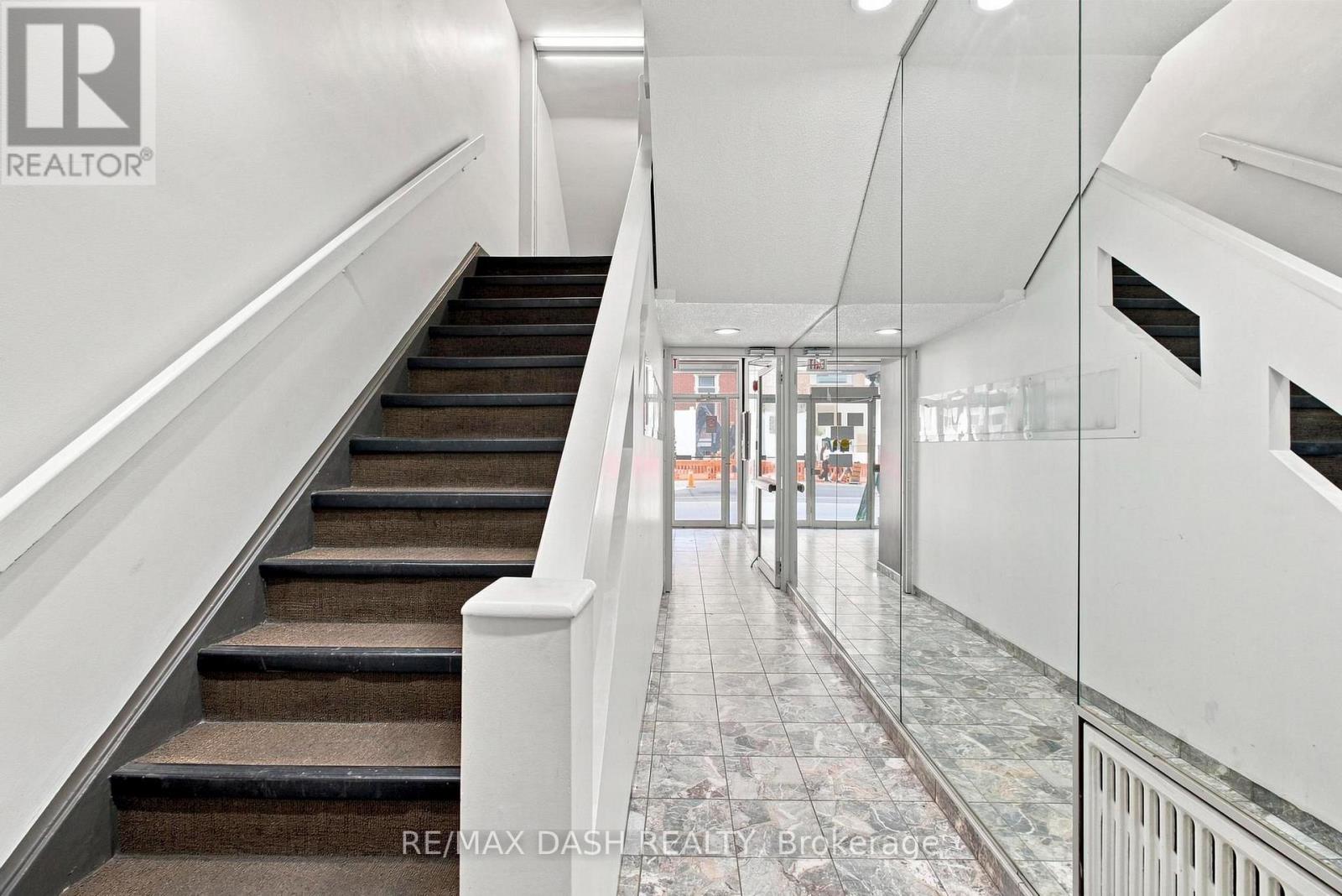 Fourth Floor - 51 Eglinton Avenue E, Toronto, Ontario  M4P 1G7 - Photo 3 - C13737760