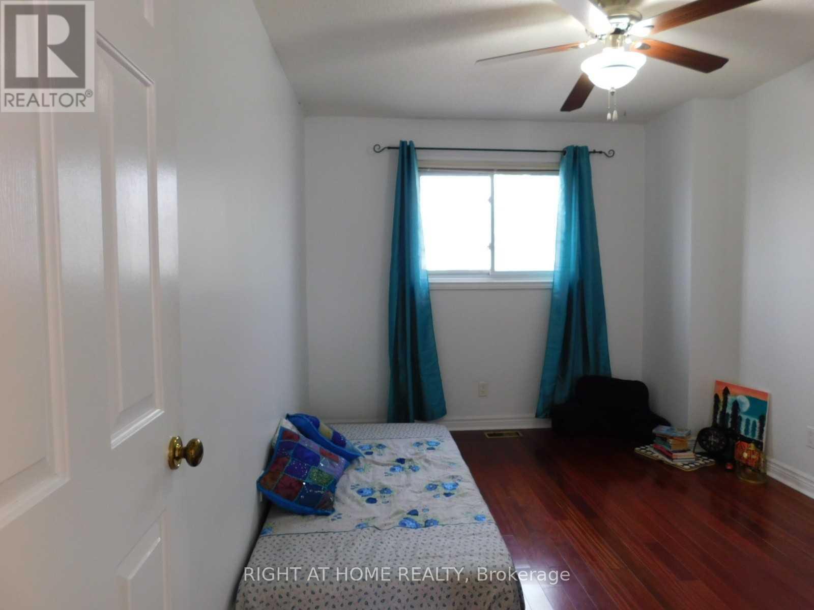 128 William Stephenson Drive, Whitby, Ontario  L1N 8V1 - Photo 16 - E13737692