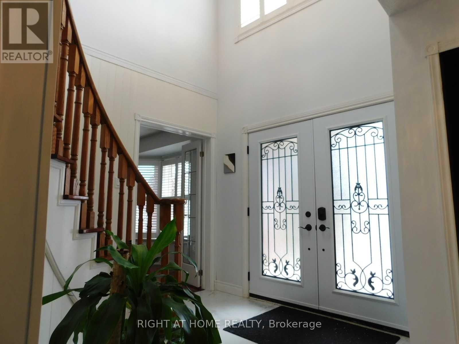 128 William Stephenson Drive, Whitby, Ontario  L1N 8V1 - Photo 8 - E13737692