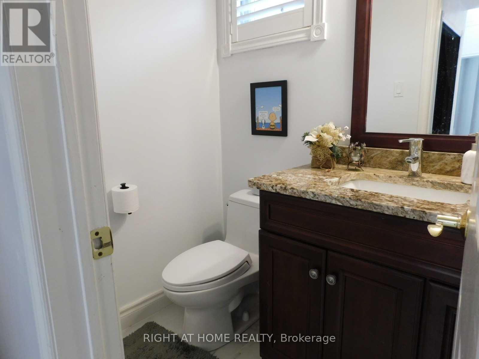 128 William Stephenson Drive, Whitby, Ontario  L1N 8V1 - Photo 9 - E13737692