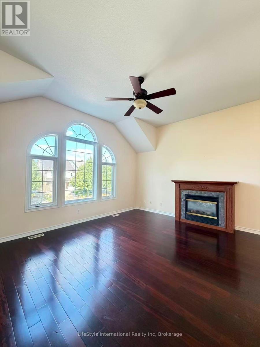 Main Unit - 16 Lynch Circle, Guelph (Pineridge/westminster Woods), Ontario  N1L 1R5 - Photo 18 - X13737694