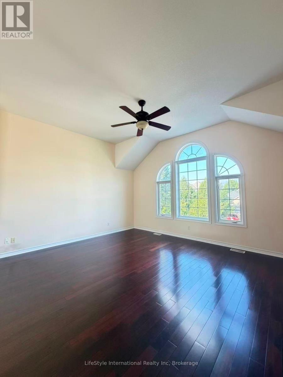 Main Unit - 16 Lynch Circle, Guelph (Pineridge/westminster Woods), Ontario  N1L 1R5 - Photo 20 - X13737694