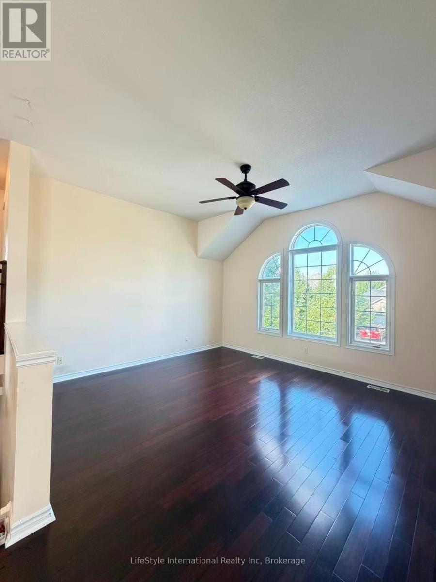Main Unit - 16 Lynch Circle, Guelph (Pineridge/westminster Woods), Ontario  N1L 1R5 - Photo 22 - X13737694
